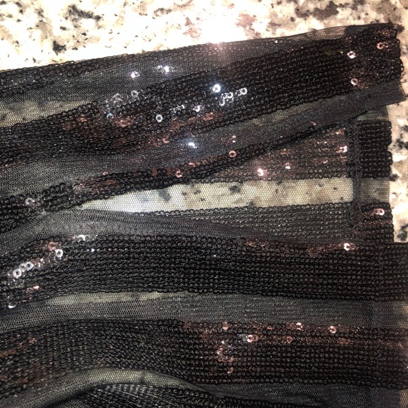 NEW!!! Black Sequin & Sheer Sleeveless Dress 💃🏾 - Picture 6 of 14